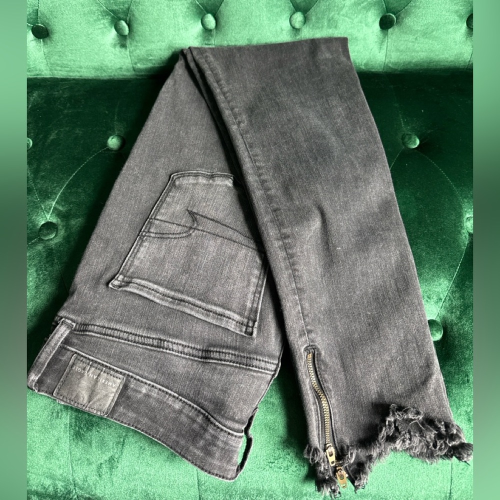 American Eagle AEO High Rise Jegging Zip Ankle Gray Jeans Size 12